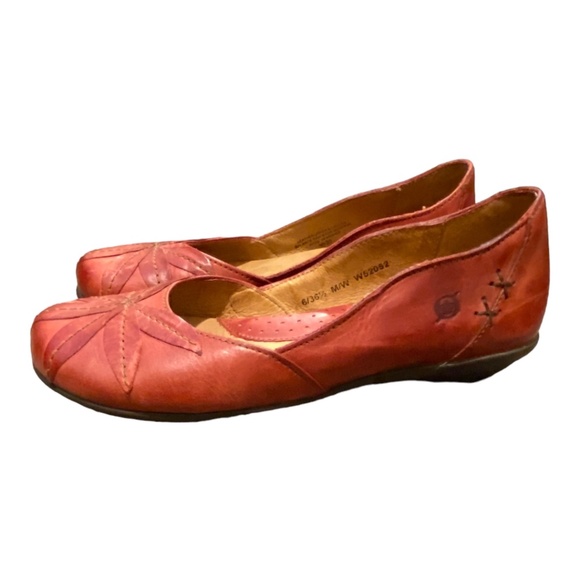 Born red leather ballet flat. Sz 6.5 - Picture 3 of 16